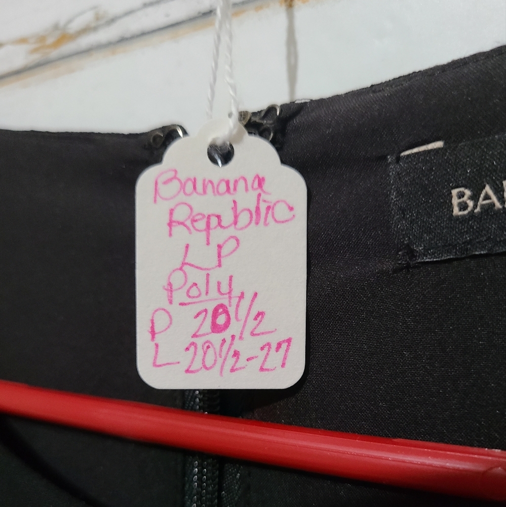 Banana Republic Black Crepe Fringe Short Sleeve Top in Large Petite - Picture 6 of 6